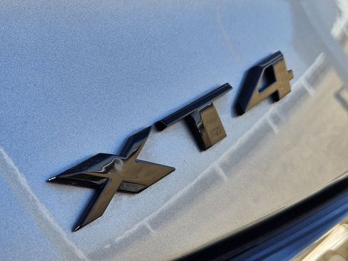 Used 2023 Cadillac XT4 Sport w/ LPO, Onyx Lite Package image 14