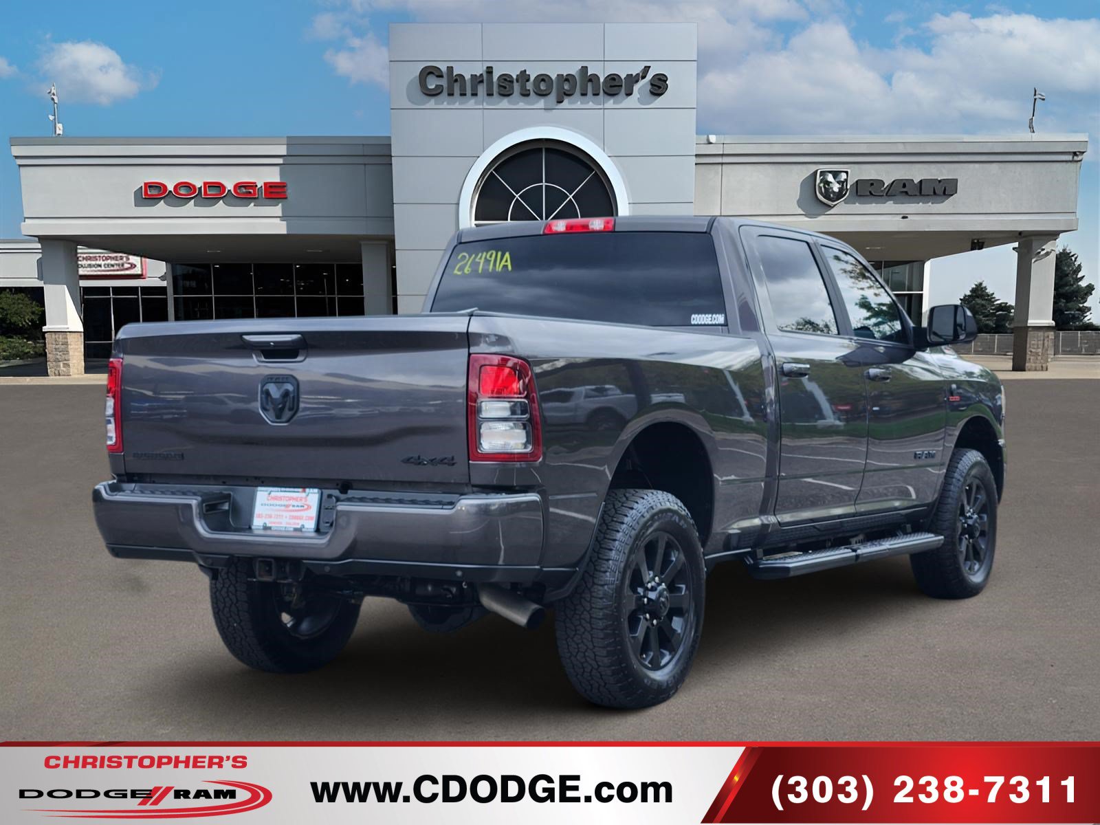 Used 2021 RAM 2500 Big Horn w/ Night Edition AWD/4WD image 3