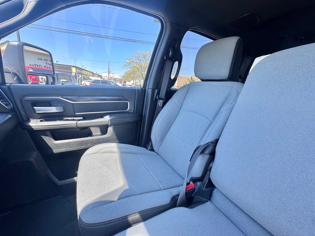 Certified 2024 RAM 2500 Big Horn w/ Bed Utility Group AWD/4WD image 16