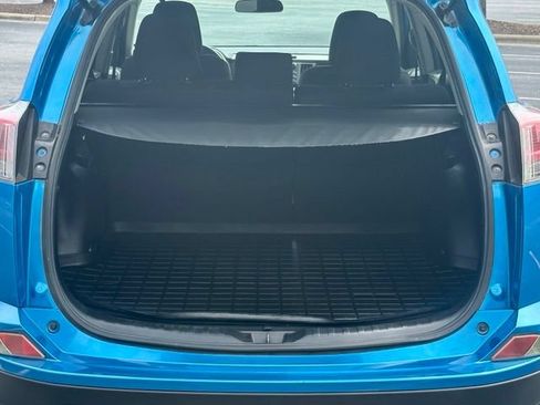 Used 2016 Toyota RAV4 LE FWD image 16