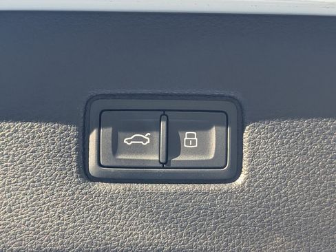 Used 2025 Audi Q7 3.0T Premium Plus image 20