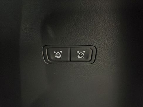 Used 2025 Hyundai Santa Fe SEL AWD/4WD image 32
