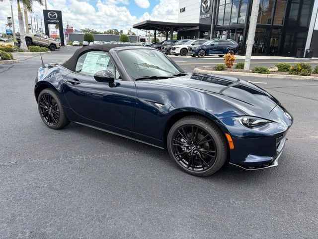 Used 2026 MAZDA MX-5 Miata Club w/ Interior Package RWD image 1