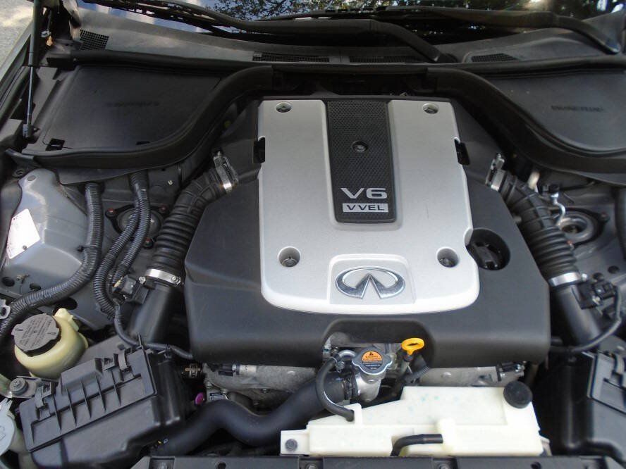 Used 2010 INFINITI G37 Convertible w/ Premium Pkg RWD image 22