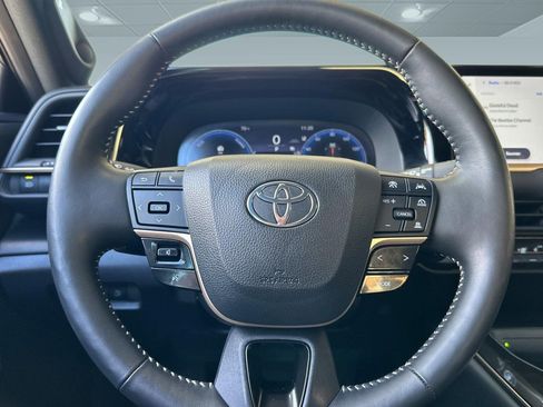 Used 2024 Toyota Crown Platinum image 16