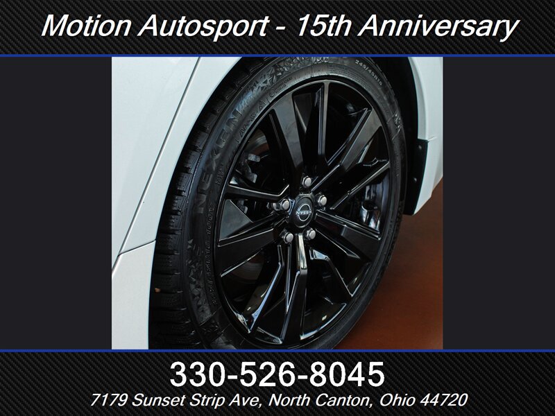Used 2023 Nissan Maxima SL FWD image 38