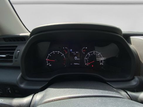 Used 2022 Toyota 4Runner SR5 Premium image 18