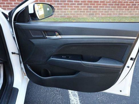 Used 2019 Hyundai Elantra SEL w/ Cargo Package FWD image 24