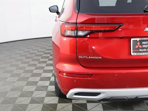 Used 2025 Mitsubishi Outlander SEL AWD/4WD image 18