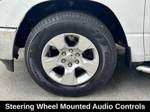 Used 2019 RAM 1500 Big Horn RWD image 30