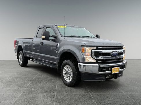 Used 2022 Ford F250 XL w/ STX Appearance Package image 7