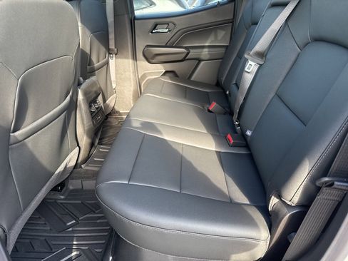 New 2026 GMC Canyon Elevation w/ Convenience Package image 16