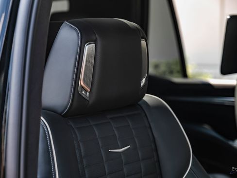 Used 2025 Cadillac Escalade V image 48