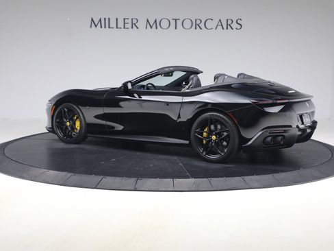 Certified 2025 Ferrari Roma Spider image 4