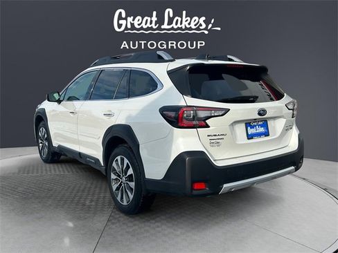 Used 2023 Subaru Outback Touring XT image 3