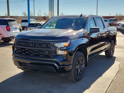 New 2026 Chevrolet Silverado 1500 Custom image 1