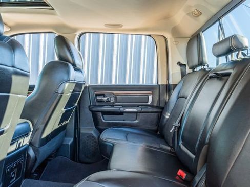 Used 2014 RAM 3500 Laramie image 37