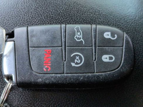 Used 2018 Dodge Durango GT w/ Premium Group image 38