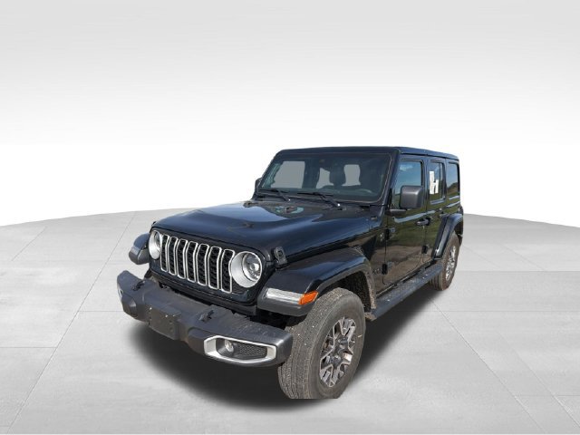 Used 2025 Jeep Wrangler Unlimited Sahara AWD/4WD image 4
