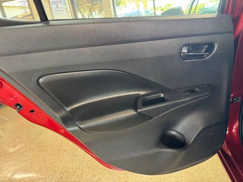 Used 2020 Nissan Versa SR FWD image 14