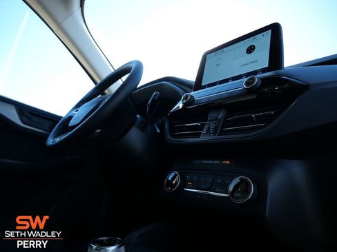 New 2026 Ford Escape Active FWD image 19