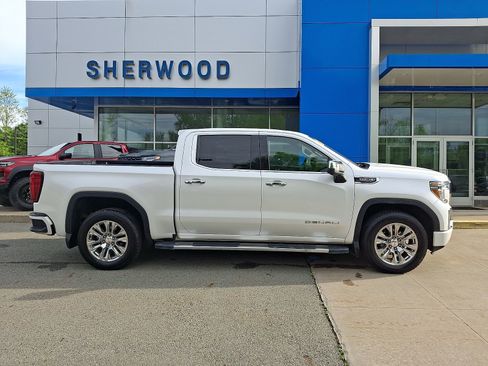 Used 2019 GMC Sierra 1500 Denali w/ Driver Alert Package II AWD/4WD image 7