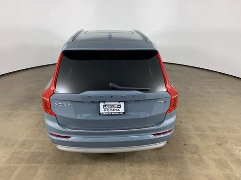 Used 2022 Volvo XC90 T5 Momentum w/ Advanced Package image 11