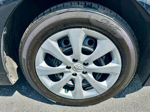 Used 2023 Toyota Corolla LE image 25