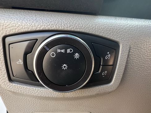 Used 2018 Ford F250 XL w/ Power Equipment Group RWD image 27