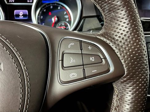 Used 2017 Mercedes-Benz GLS 550 4MATIC image 12
