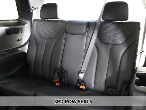 Used 2022 Hyundai Palisade Calligraphy image 12