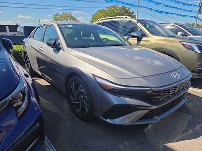 Used 2025 Hyundai Elantra Sport