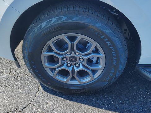 New 2026 Ford Expedition Active AWD/4WD image 9