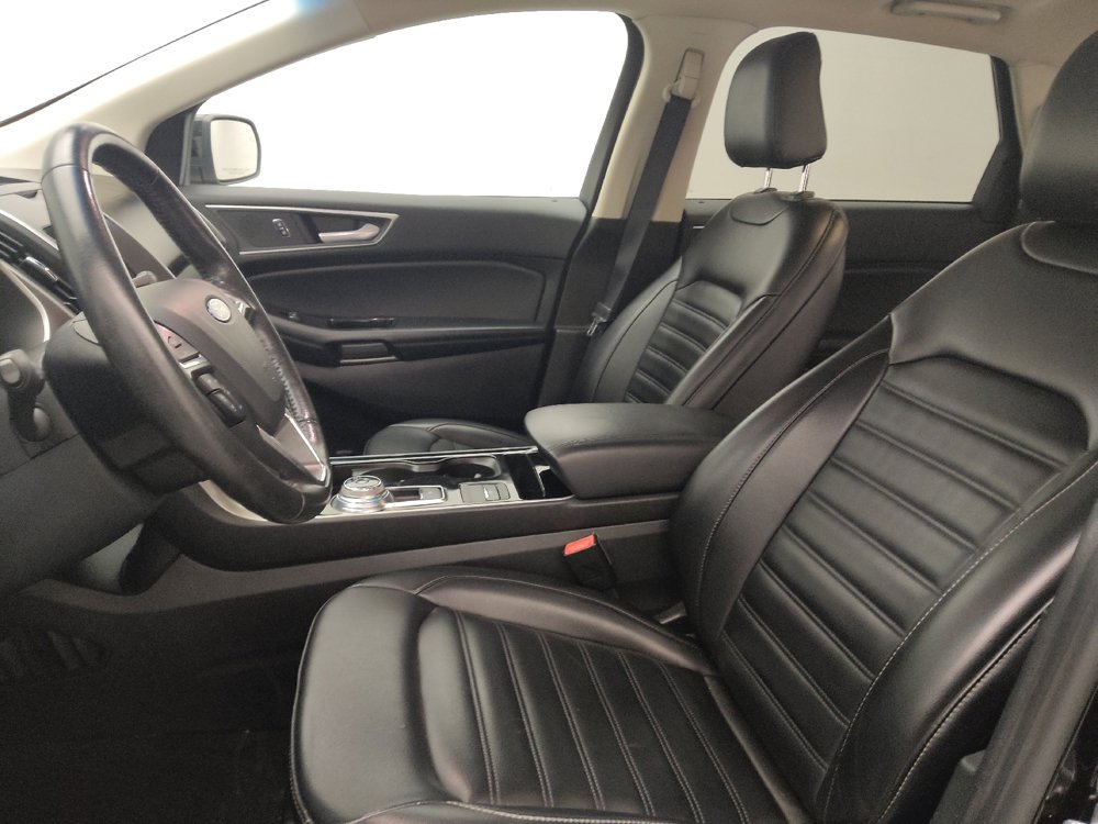 Used 2020 Ford Edge SEL FWD image 17