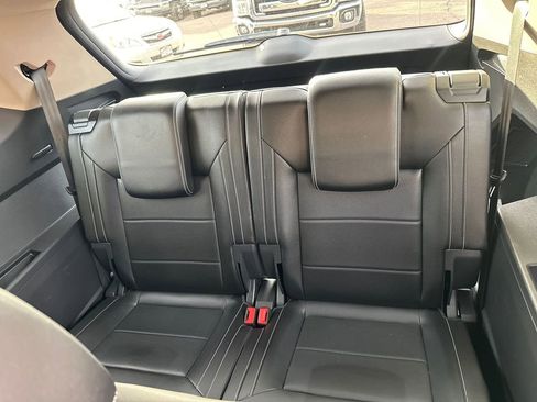 Used 2021 Volkswagen Atlas SE image 12