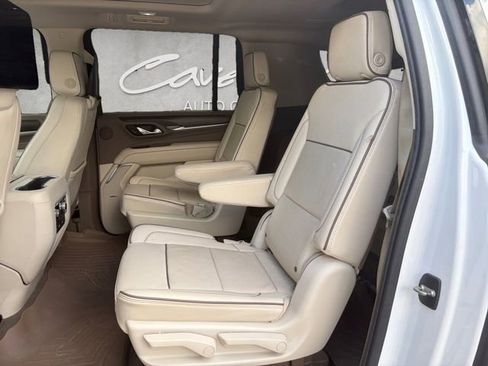 Used 2021 GMC Yukon XL Denali w/ Denali Ultimate Package AWD/4WD image 22