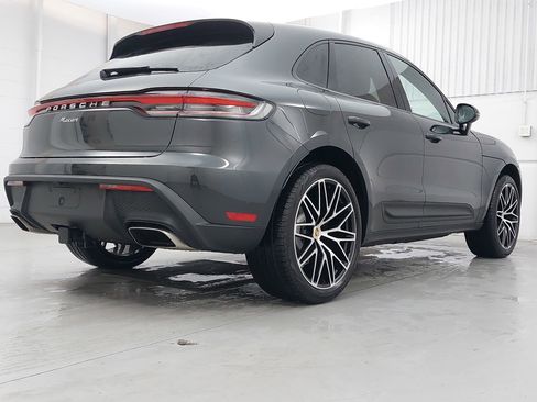 New 2026 Porsche Macan image 7