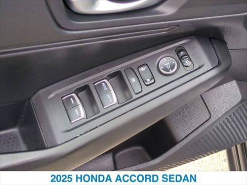Certified 2025 Honda Accord LX image 13