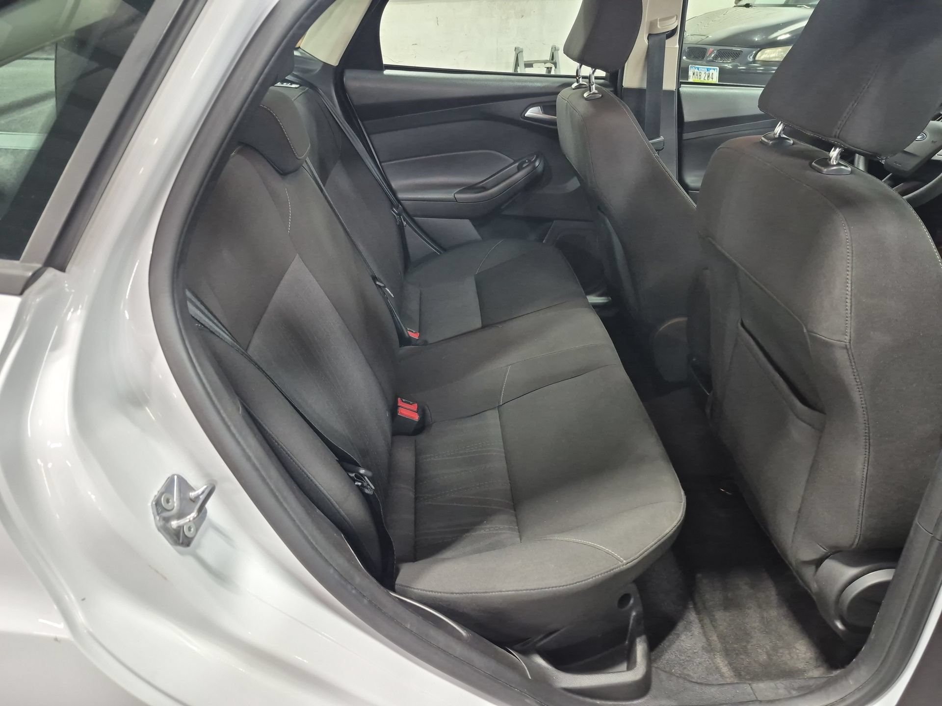 Used 2015 Ford Focus SE FWD image 24