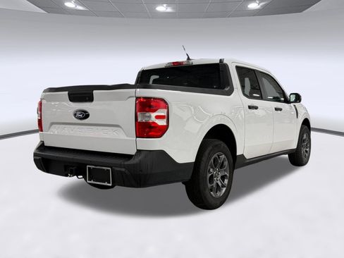 Used 2025 Ford Maverick XLT w/ XLT Luxury Package FWD image 9