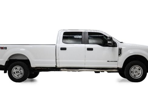 Used 2018 Ford F350 XL w/ Power Equipment Group AWD/4WD image 5