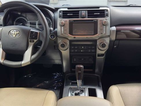 Used 2015 Toyota 4Runner Limited image 16