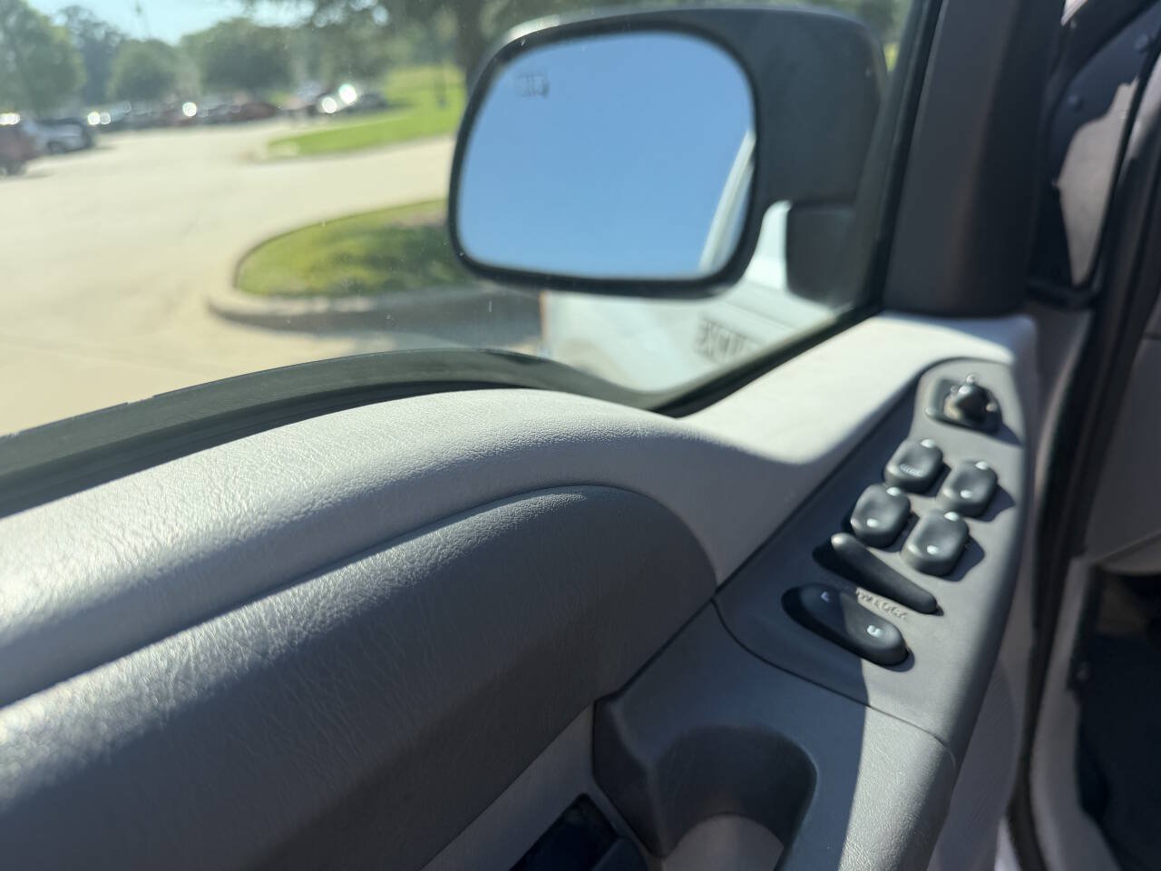 Used 2001 Ford Excursion XLT RWD image 11