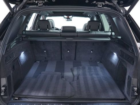Used 2024 BMW X5 sDrive40i w/ M Sport Package RWD image 25