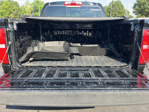 Used 2019 Chevrolet Colorado Z71 AWD/4WD image 7