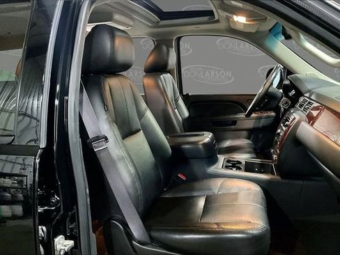 Used 2013 Chevrolet Tahoe LT w/ Luxury Package image 12