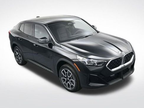 New 2026 BMW X2 xDrive28i w/ Technology Package image 18