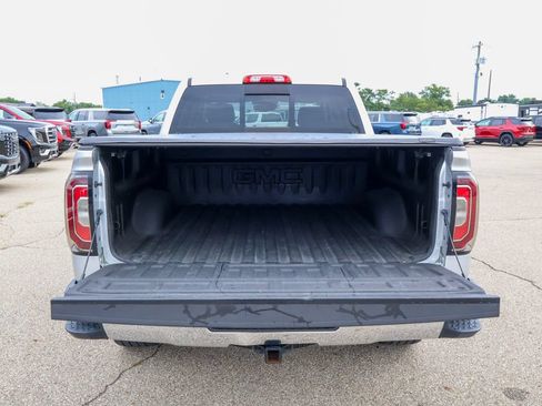 Used 2018 GMC Sierra 1500 SLT AWD/4WD image 6