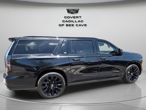 Certified 2026 Cadillac Escalade ESV Platinum Sport w/ LPO, ONYX Package image 10