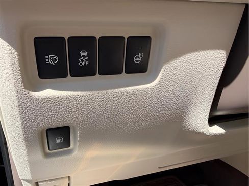 Used 2016 Lexus GX 460 Luxury AWD/4WD image 33